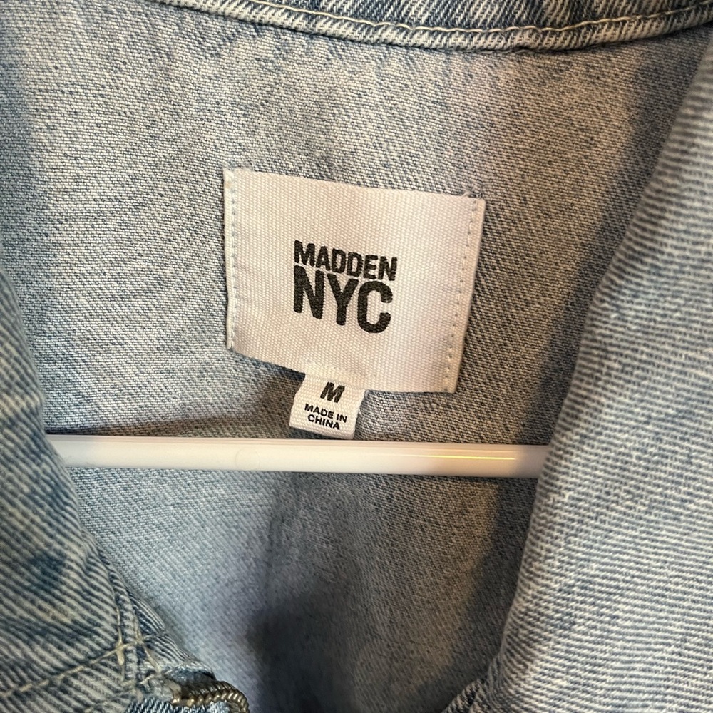 NYC Light Blue Crop Denim Short-Sleeve Jacket for Kids - Picture 3 of 3